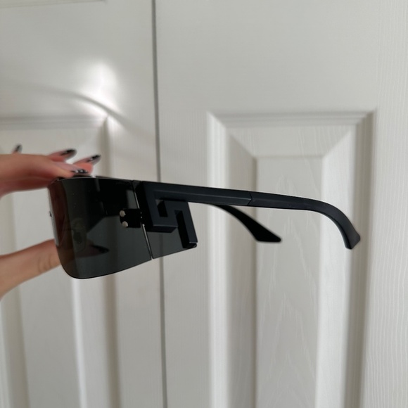 Versace 4461 GB1/87 Sunglasses - US Versace Sunglasses